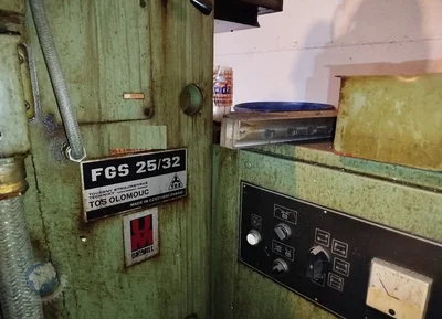 Used TOS FGS 25/32 Universal Mills SK | F.M.T. Group s.r.o. #1246014