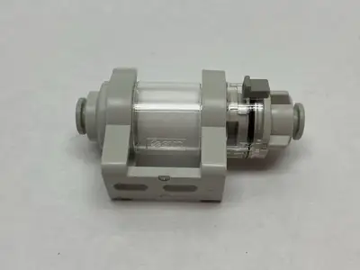 USED SMC AIR SUCTION FILTER, IN-LINE, W/ BRACKET
