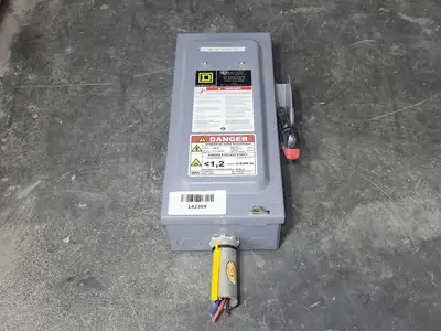 USED SQUARE D CH361