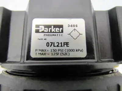Parker 07L41FE 150 PSI Pneumatic Lubricator 3/4" NPTF Ports