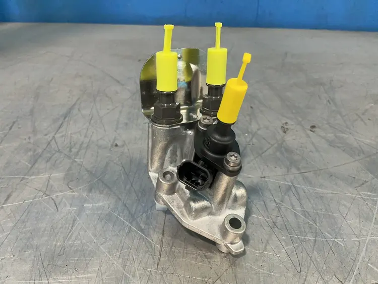 Used 2007 BOSCH 0444043073 Solenoid Valves Ohio US | HGR 24 #1515836