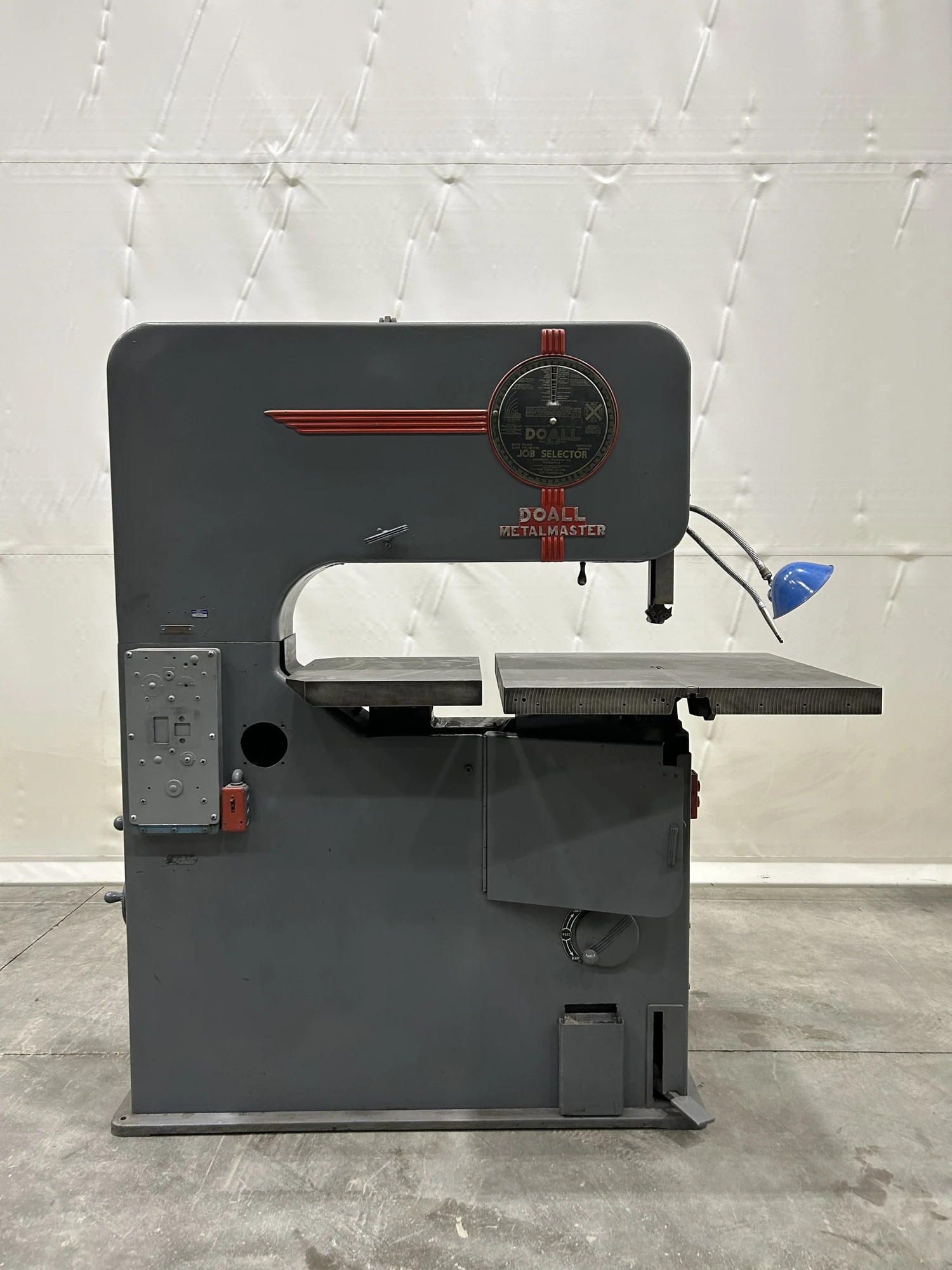 DoAll 36″ Vertical Bandsaw