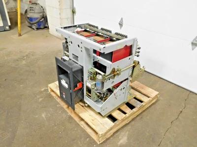 Used GE AKR-7F-100 Circuit Breakers Ohio US | Equipment Recovery Corp. #1329733