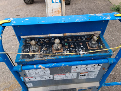 USED 2016 Genie Z-62/40
