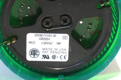 NEW TELEMECANIQUE XVA-D331B120 GREEN CLUSTER LAMP XVAD331B120