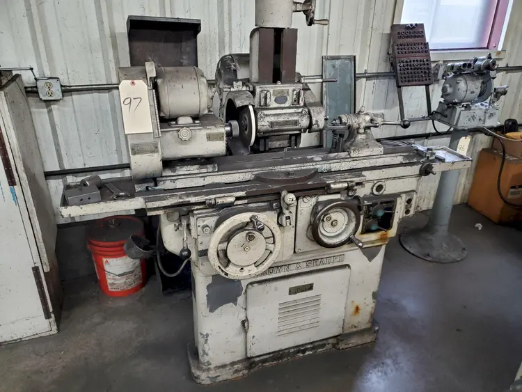 Used BROWN & SHARPE NO. 13 Tool & Cutter Grinders Ohio US | G-2000, Inc. 4 #178556