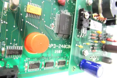 NEW VISHAY APD-240G064-1 DISPLAY MODULE APD240G0641