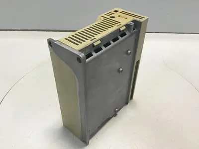 USED YASKAWA SGDA-02AS