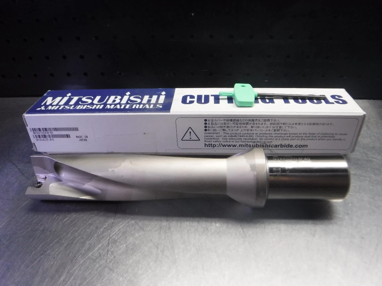 Mitsubishi 41mm Coolant Thru Indexable Drill 40mm Shank MVX4100X4F40 (LOC3332)