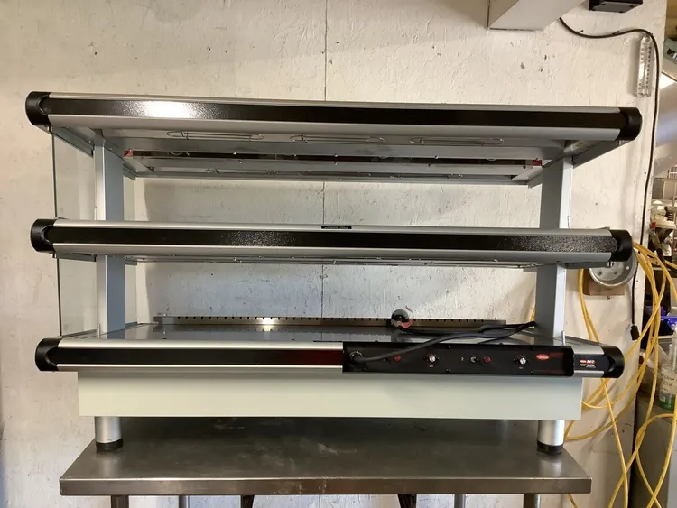 Used _UNKNOWN_ GR2SDS-48D Countertop Display Warmers Michigan US | Grocery Equipment Sales #1059552