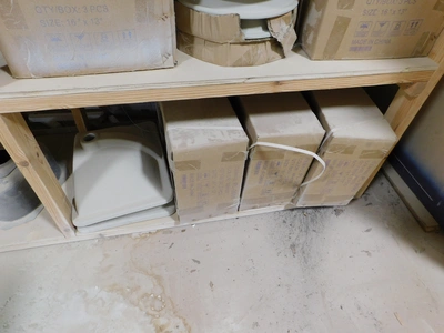 Used _UNKNOWN_ _UNKNOWN_ Sinks Florida US | Thompson Auctioneers #1312044