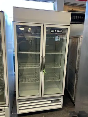Beverage-Air MT-35 White Two Section Glass Door Merchandiser RefrigeratorBeverage-Air MT-35 White Two Section Glass Door Merchandiser Refrigerator