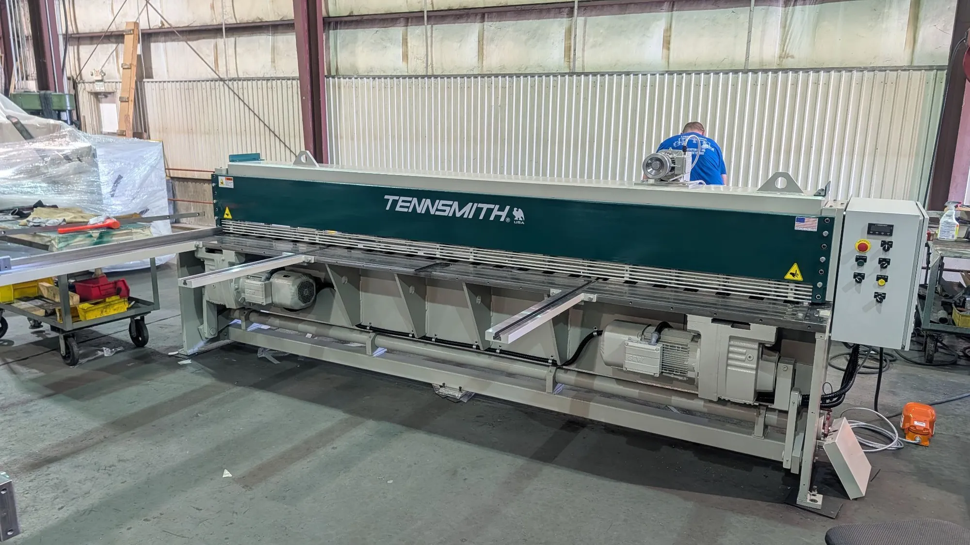 NEW TENNSMITH LM1010
