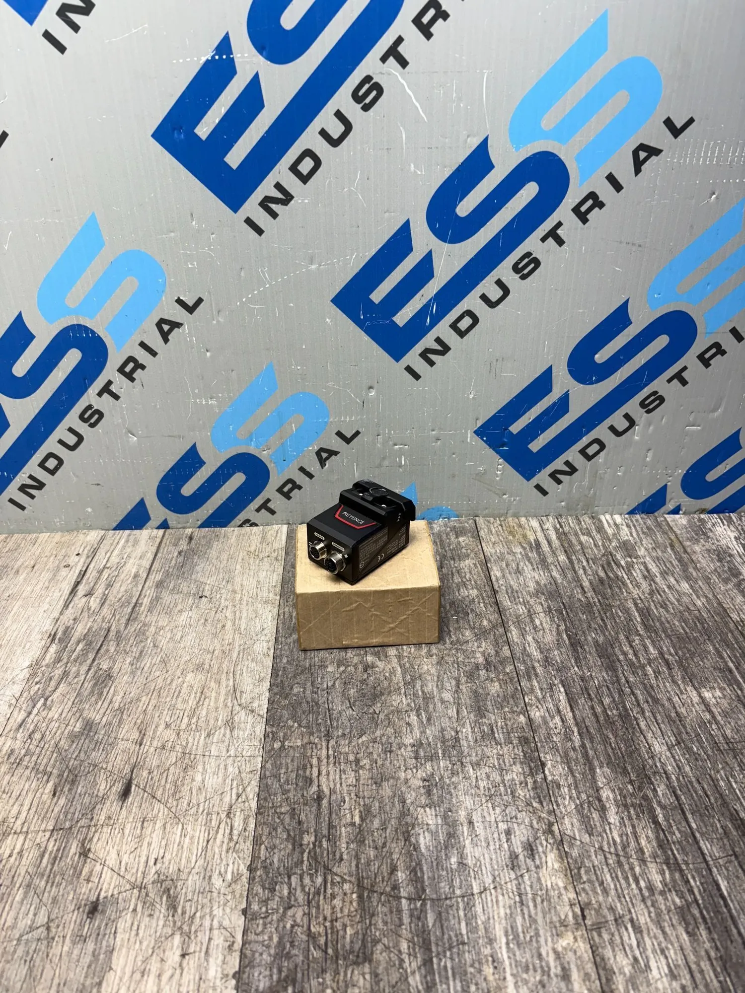 USED KEYENCE SR-752