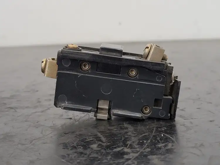Used LENMARK INDUSTRIES 40410-450-03 Switchgears British Columbia CA | Lenmark #243245
