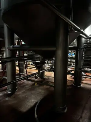 1995 MUELLER 16,600 GALLON Stainless Steel Tanks | Perry Equipment (5)