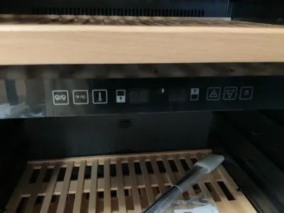 Used VINOTEMP EL-300GFEBRR Refrigerators Michigan US | Miedema Asset Management Group #1437357