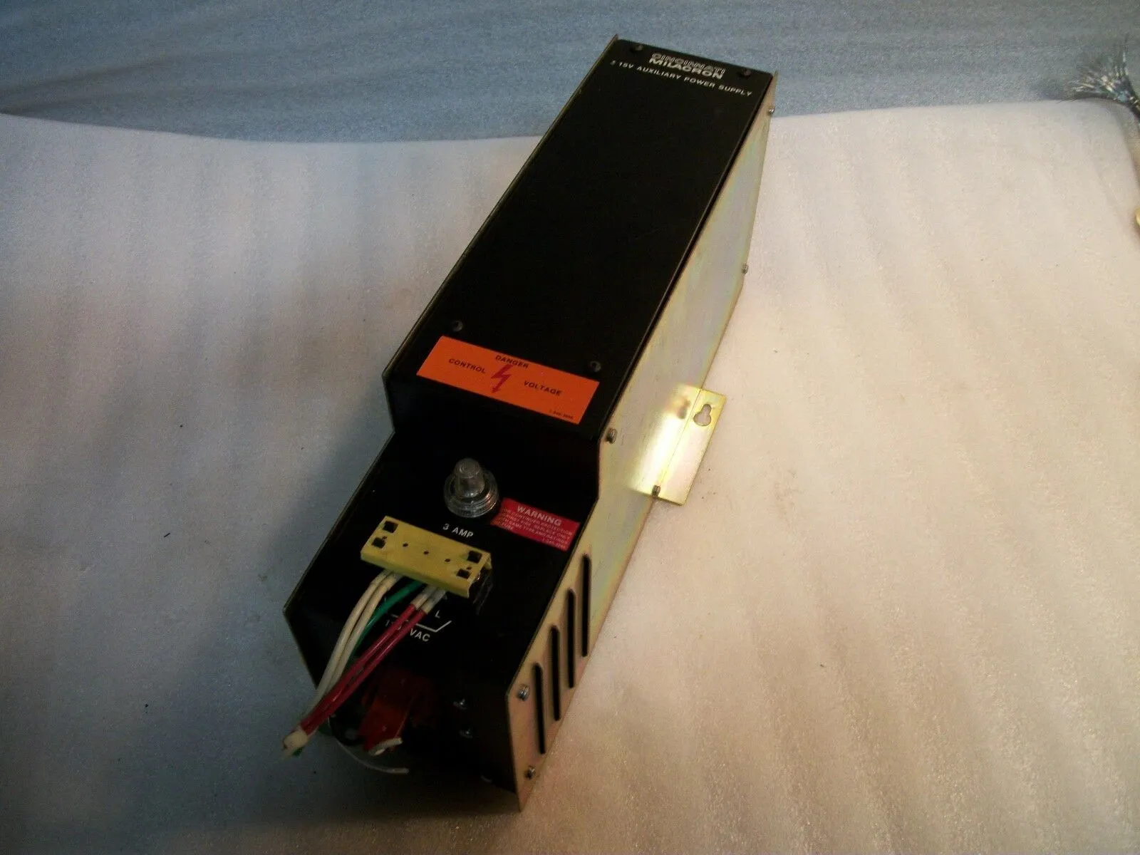 USED Cincinnati Milacron 3-424-1884