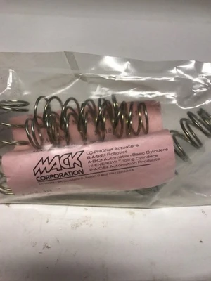 NEW Mack S-118
