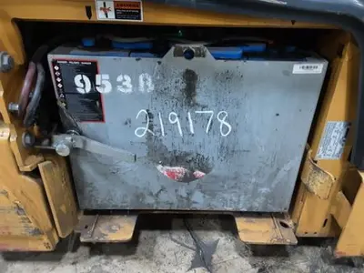 USED 2019 CATERPILLAR 2ET4000