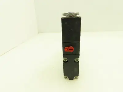 CompAir 8D531-032 Pneumatic Solenoid Valve 5-Port 2-Pos 115V