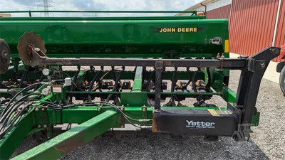 USED JOHN DEERE 750