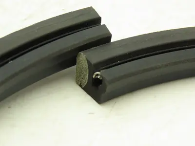 Parker 16364-RUP Split Seal 10" Shaft 11.25" Bore 0.5" D