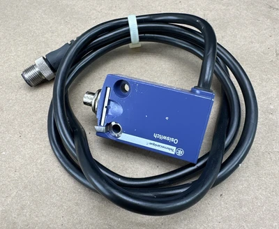 USED Telemecanique ZCMD21L1R12SCU