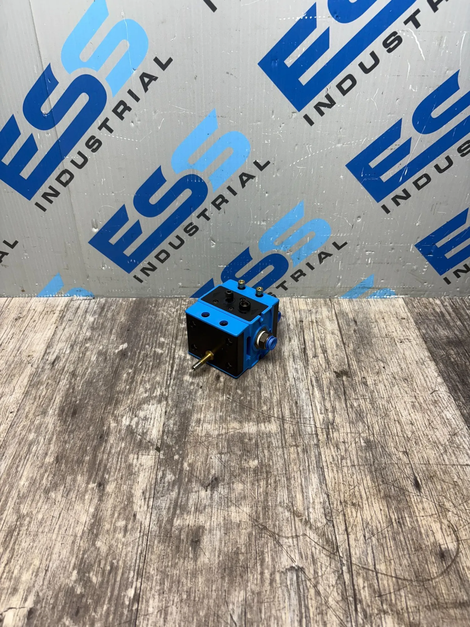 Used Festo MFHE-3-1/2 Pumps South Carolina US | ESS Industrial Equipment Sales #1328012