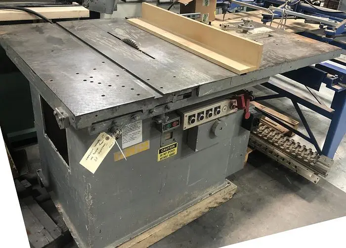 Used TANNEWITZ XJSH ROLLING TABLE VARIETY SAW WITH HYDRAULIC ADJUSTMENT Woodworking Table Saws | Pruitt Machinery #716036
