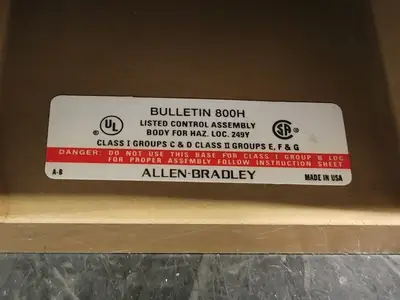 NEW ALLEN-BRADLEY 800H-2HHX7