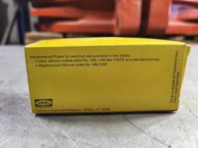 New | in-Stock HUBBELL HBL1221 Switchgears British Columbia CA | Lenmark #242143