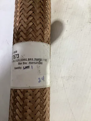 1-1/2” MPT x 16” Brass / Stainless Flexible Hose 250 psi flex pipe