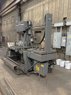USED 2007 HEM SAW V100HLM-3 SEMI-AUTOMATIC VERTICAL BANDSAW