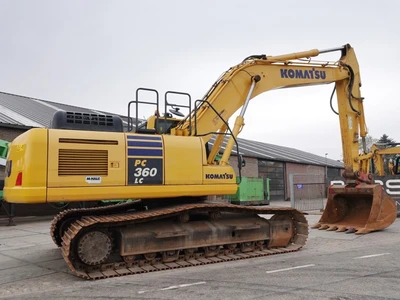 USED 2020 Komatsu PC360LC-10