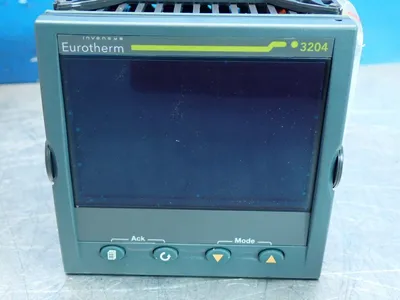 New | in-Stock EUROTHERM 3204 Temperature Controls Ohio US | HGR 24 #1095183