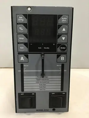 USED HUSKY 9152