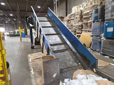 HUSTLER POWER INCLINE CONVEYOR SYSTEM | Levy Recovery Group (3)