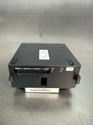 GE Fanuc Series 90-30 IC693PWR321M 120-240VAC 125VDC 30W (5.4.2)