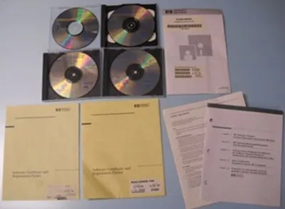 QTY. 1. LOT. HEWLETT PACKARD SOFTWARE CONSISTING O...