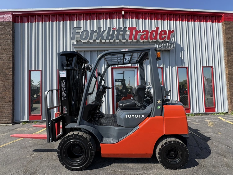 Used 2009 TOYOTA 8FGU25 Misc Forklifts Wisconsin US | Forklifttrader.com #566954