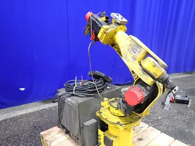 Used 2000 FANUC ARC MATE 100I Robots Ohio US | HGR 24 #1266328