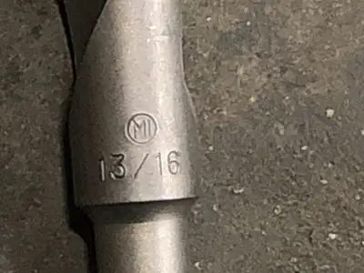 13/16-inch Dia. 6-inch B-Taper Shank Bit