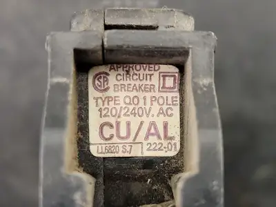 USED SQUARE D QO115