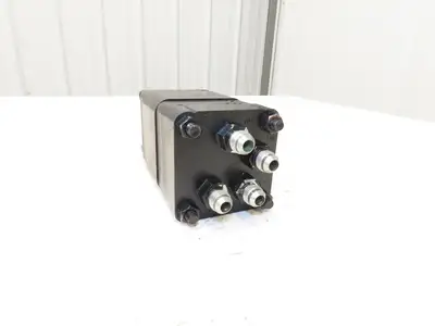 Yale 3.895.888 Forklift Power Steering Unit Hydraulic Motor Off ERC100HGN