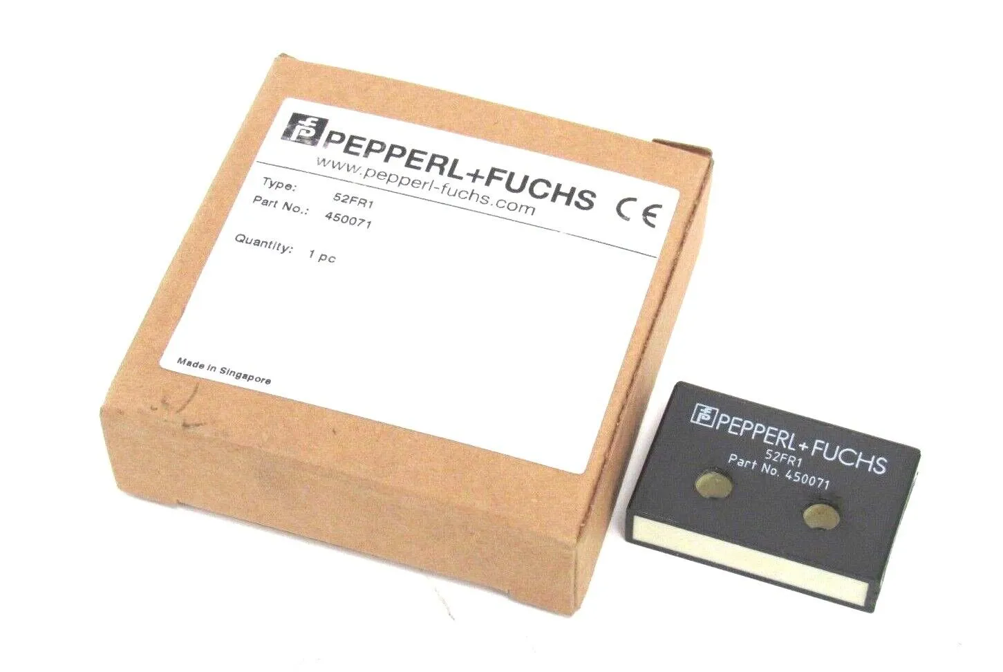 NEW PEPPERL & FUCHS 52FR1 PROXIMITY SENSOR 450071