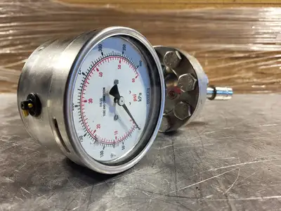 Pressure Gauge w/ Diaphragm Seal