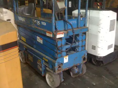 USED Scissor Lifters