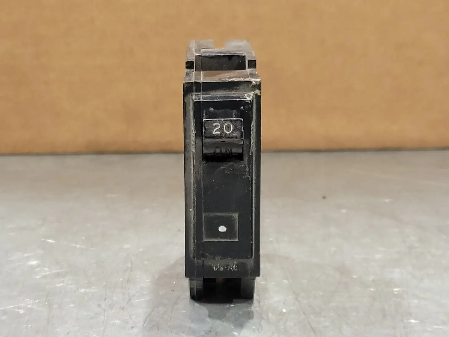 Used GENERAL ELECTRIC TQL120 Switchgears British Columbia CA | Lenmark #243308