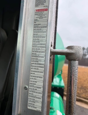 KENWORTH T800 Commercial trucks | Iron Listing (6)